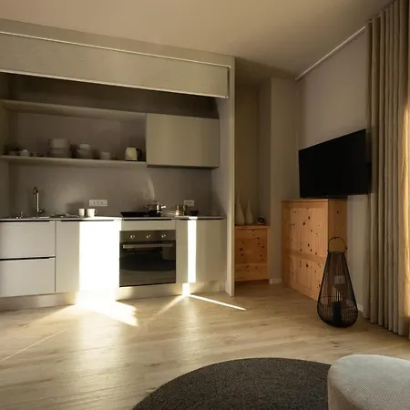 Avista Sky Apartment *