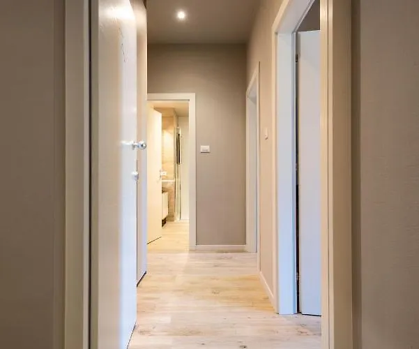 Avista Sky Apartment *